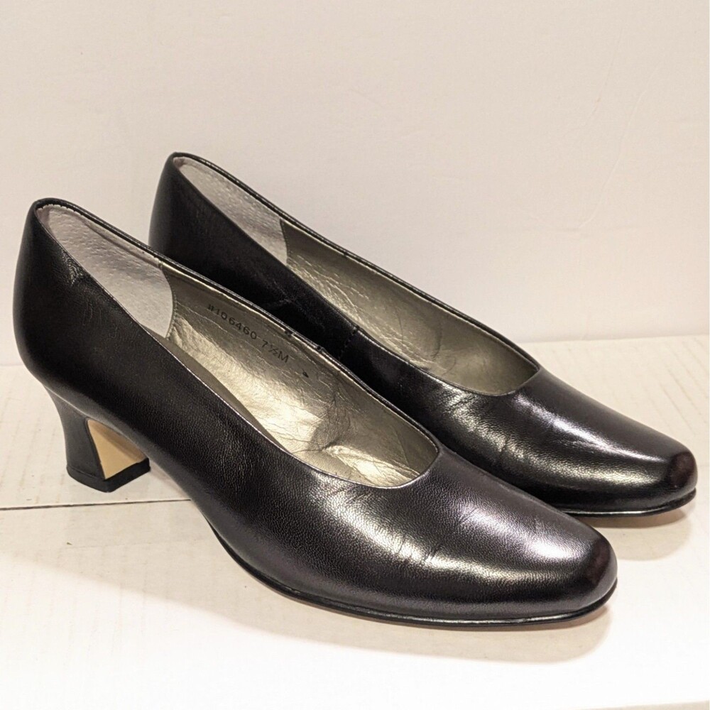 Mark Lemp Classics Pumps by Walking Cradles Black Womens 7.5 Academia Careercore